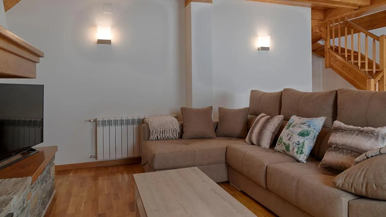 Saplan Real Estate Laujo Apartment Bossost 0*,
